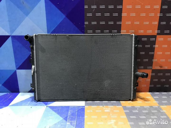 Радиатор охлаждения Фольксваген Пассат Б7