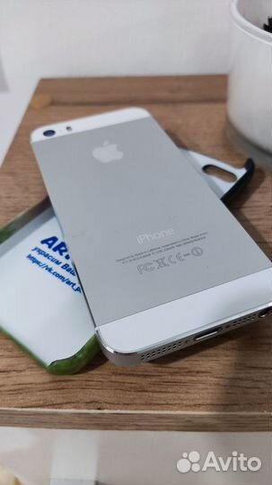 iPhone 5S, 16 ГБ