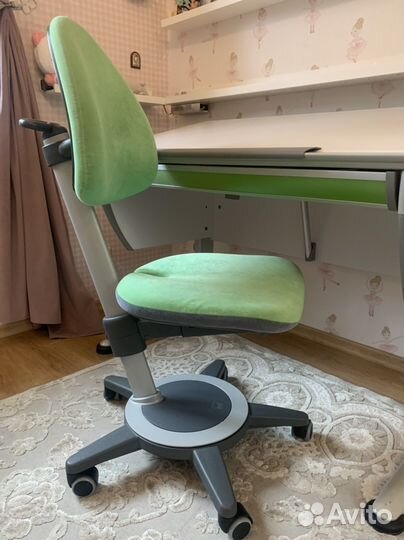 Парта-трансформер Moll + кресло Moll