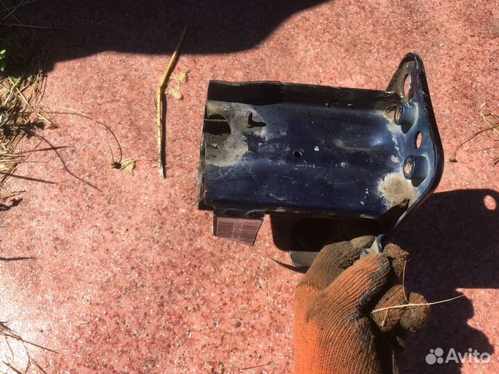 Кончик лонжерона правого Фольцваген Тигуан 1