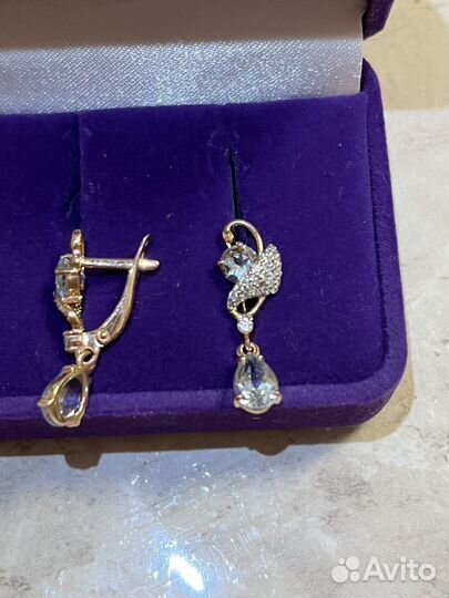 Золотые серьги с топазом