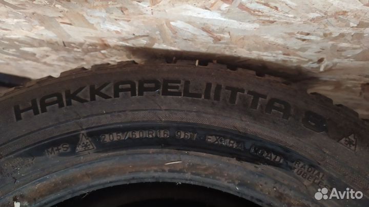 Nokian Tyres Hakkapeliitta 8 205/60 R16