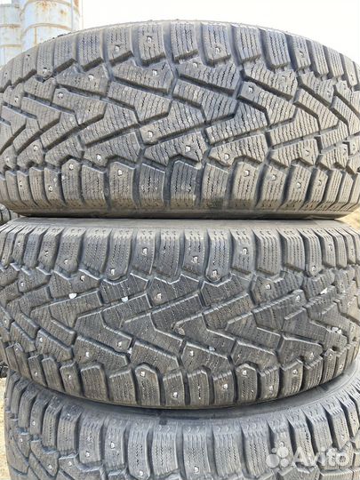 Pirelli Ice Zero 2 205/60 R16
