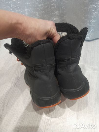 Женские спортивные ботинки cropp 39раз