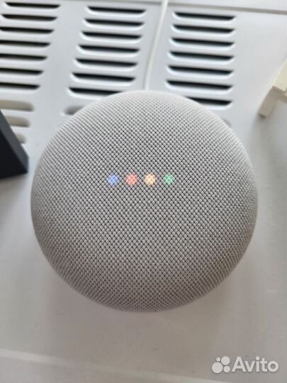 Умная колонка google home mini