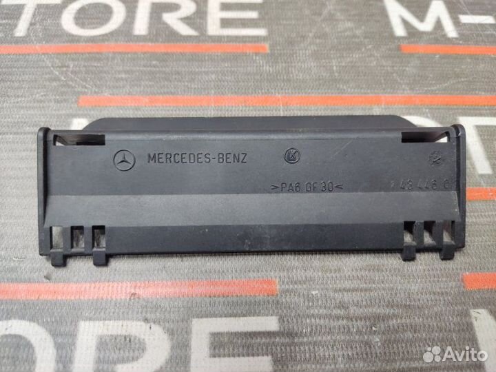 Пластик салона Mercedes-Benz Cls-Class W219