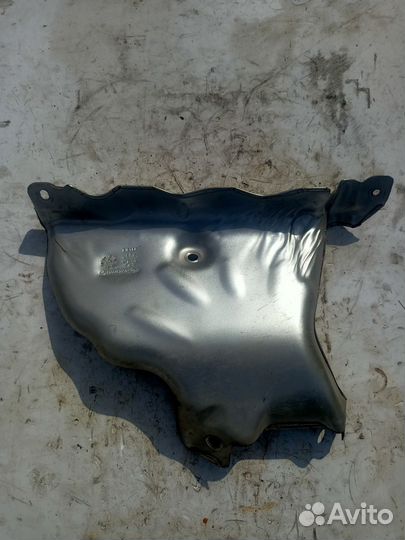 Термо экран, 8200487350 renault Sandero 2