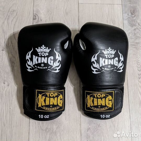Боксёрские перчатки Top King 10 oz