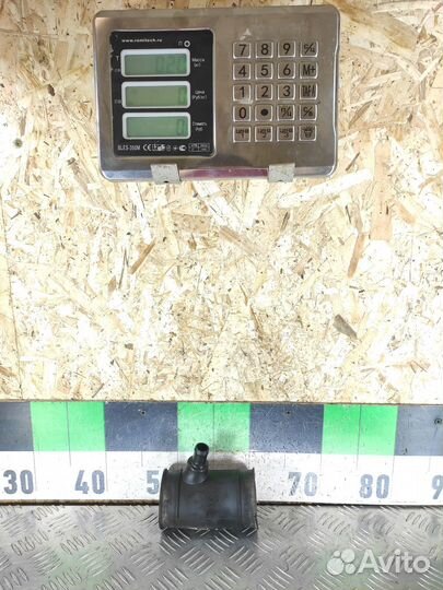 Патрубок воздушного фильтра Hyundai Accent 1994-20