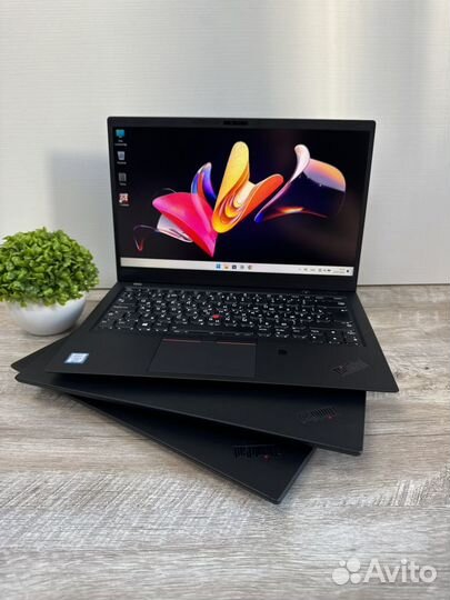 Хорошие сенсорные x1 carbon gen 6 на i7