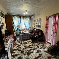 3-к. квартира, 50 м², 1/2 эт., Новодеревянковская