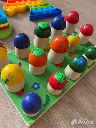 Детские игрушки (от 0 до 3х лет)