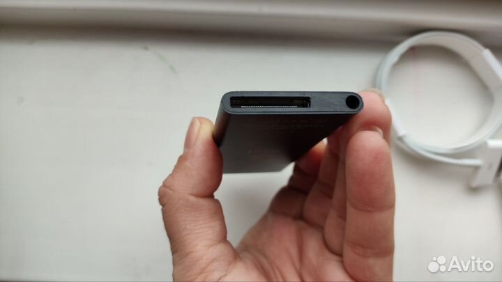 iPod nano 2 8гб