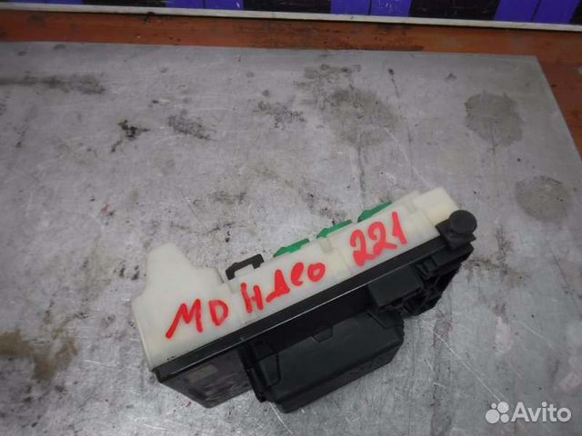 Блок предохранителей Ford Mondeo 2 1.6 1997