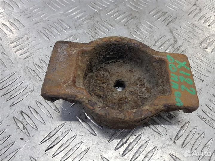 Пружинно-зажимная пластина форд Connect