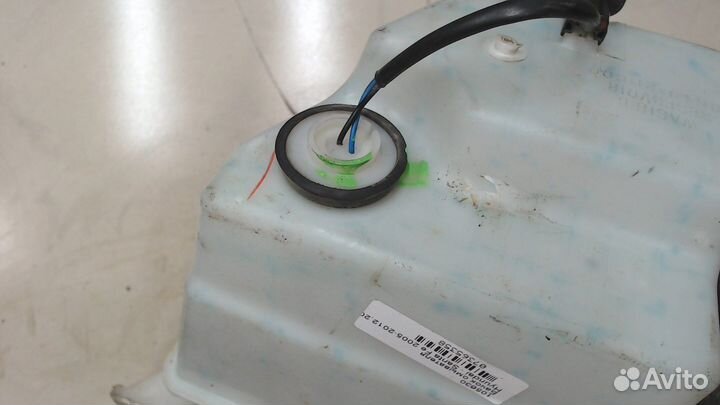 Бачок омывателя Hyundai Santa Fe, 2010