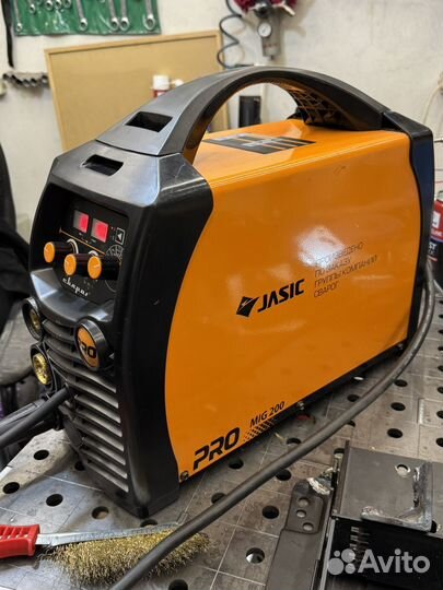 Сварочный аппарат полуавтомат mig Сварог n229