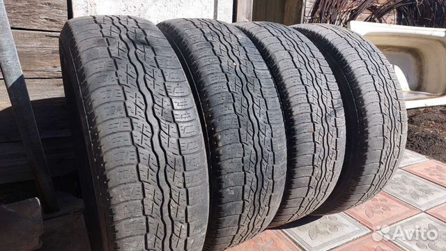 Bridgestone Dueler H/T 687 225/65 R17