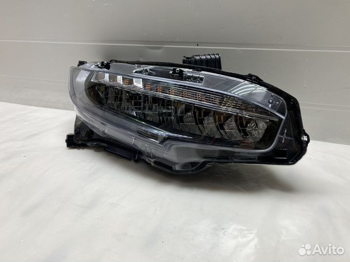 Фара правая full LED honda civic X 2015-2019