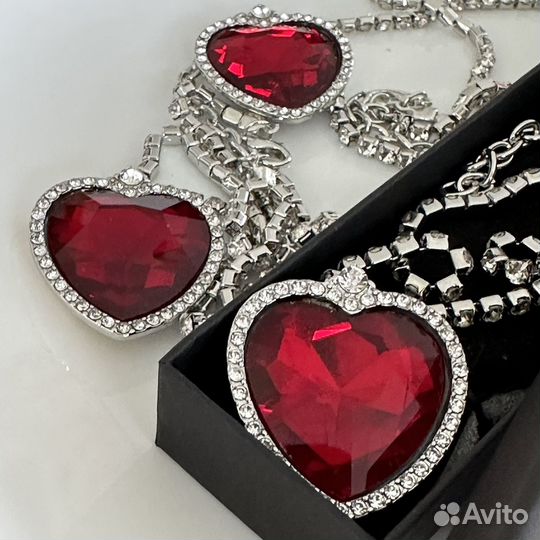 Брак Подвеска красное сердце под серебро