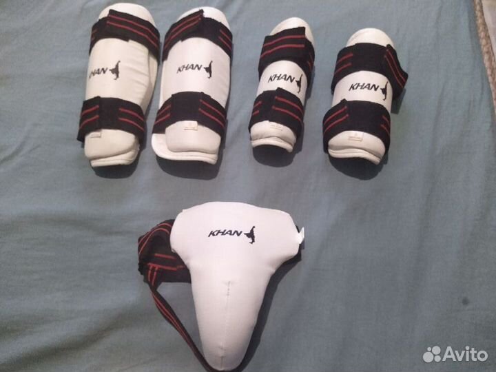 Защита для ног единоборства