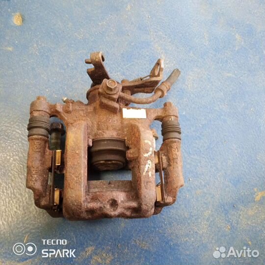 Суппорт задний правый opel mokka