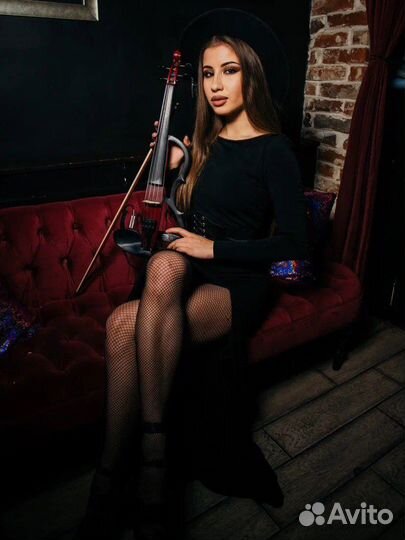 Скрипачка / Скрипка / Живая музыка