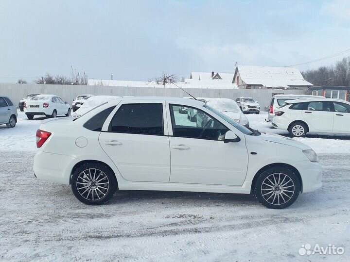 LADA Granta 1.6 МТ, 2015, 131 100 км