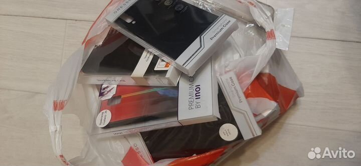 Чехлы и стекла для телефонов