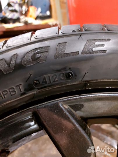 Triangle EffeXSport TH202 235/45 R18 98Y