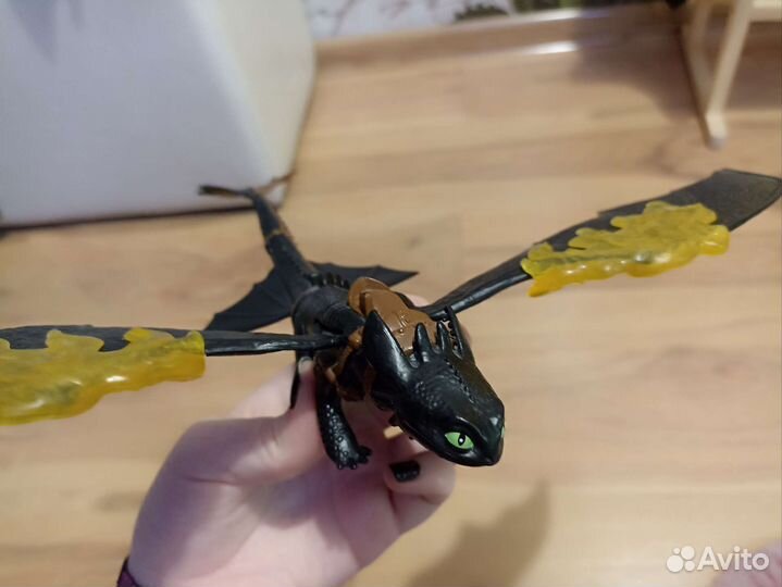 Как приручить дракона беззубик 2013 бочка вращение