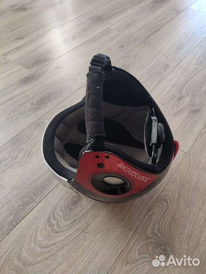 Горнолыжный шлем