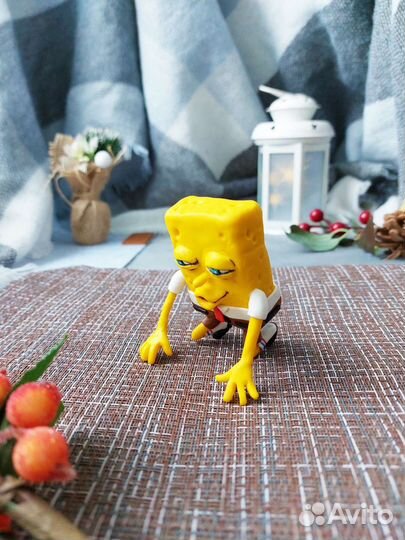 Спанч боб мем фигурка
