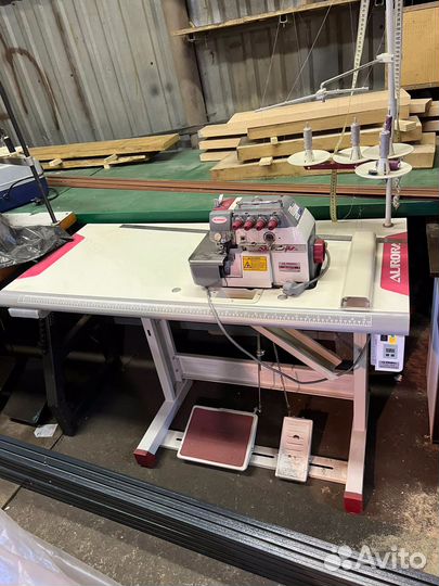 Оверлок промышленный avrora A-747E