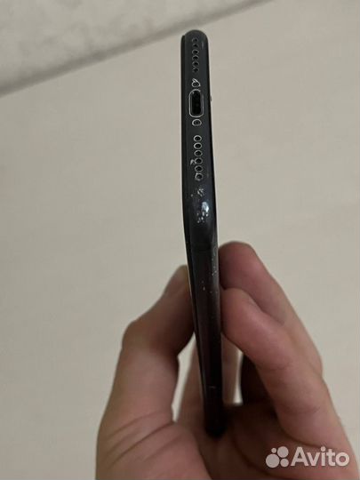 Телефон iPhone 7