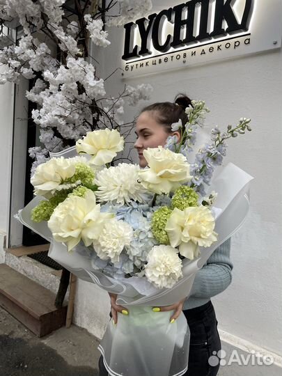 Стильные пышные букеты