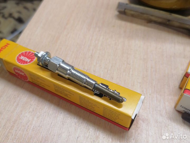 Свечи накала ngk