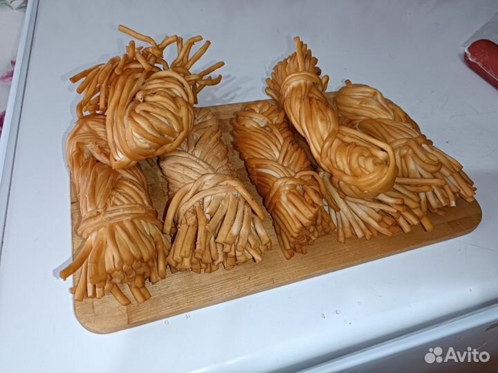 Сыр косичка копченый