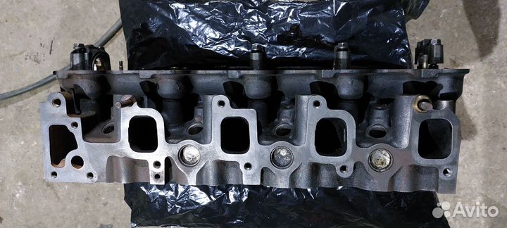 Головка блока двигателя 2 lt