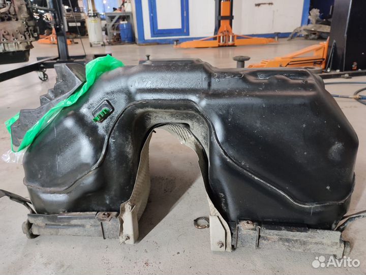 Бак топливный Freelander 2