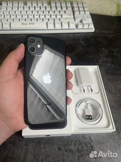 iPhone 11, 128 ГБ