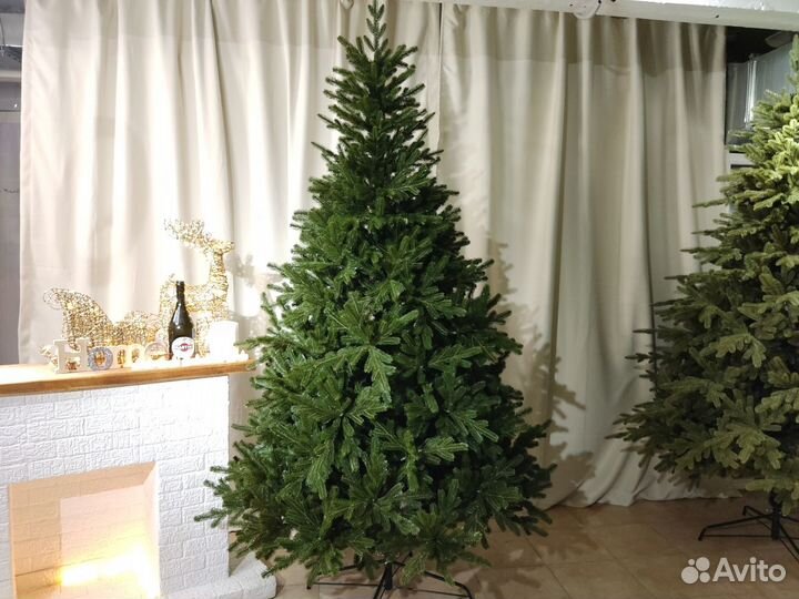 Елка искусственная