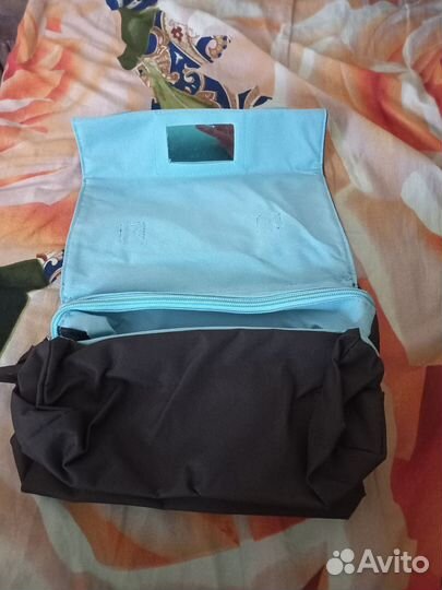 Косметичка дорожная