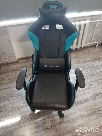 Игровое кресло thunderx3