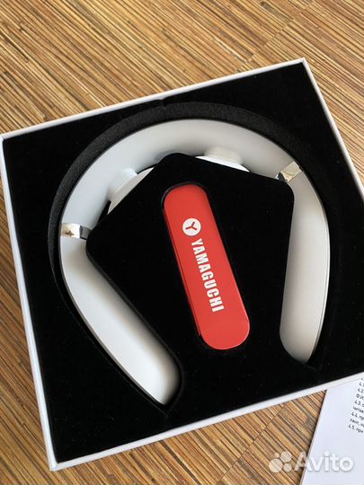 Массажер для шеи Yamaguchi EMS новый