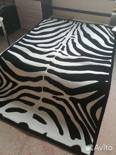 Ковёр новый