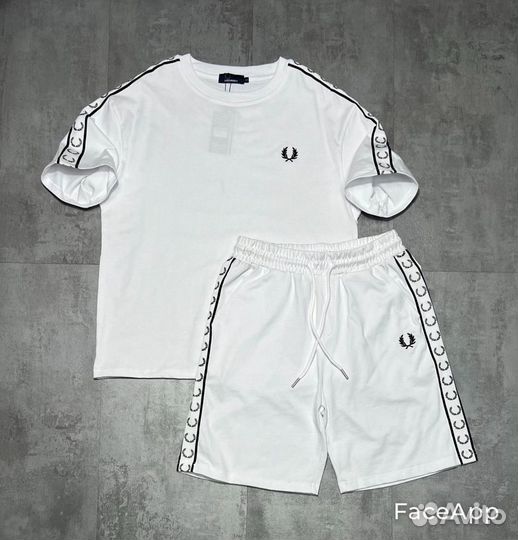 Летний костюм шорты+футболка Fred perry