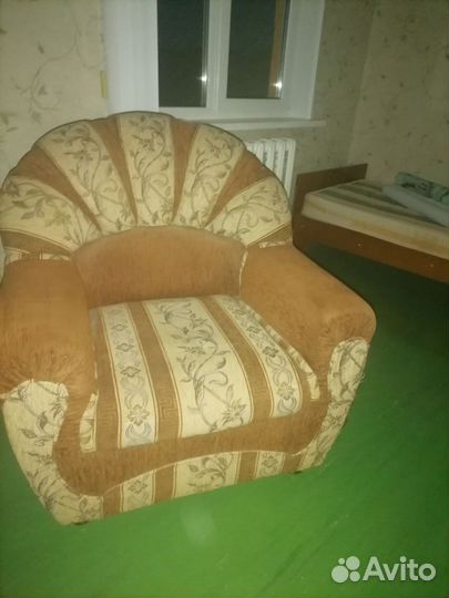 Угловой диван с креслом бу