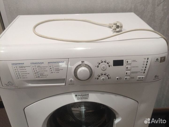 Стиральная машина Hotpoint ariston 6 кг arxsf100