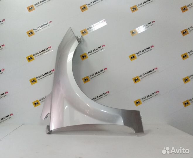 Крыло правое Ford Focus 2 Крыло Серебристое